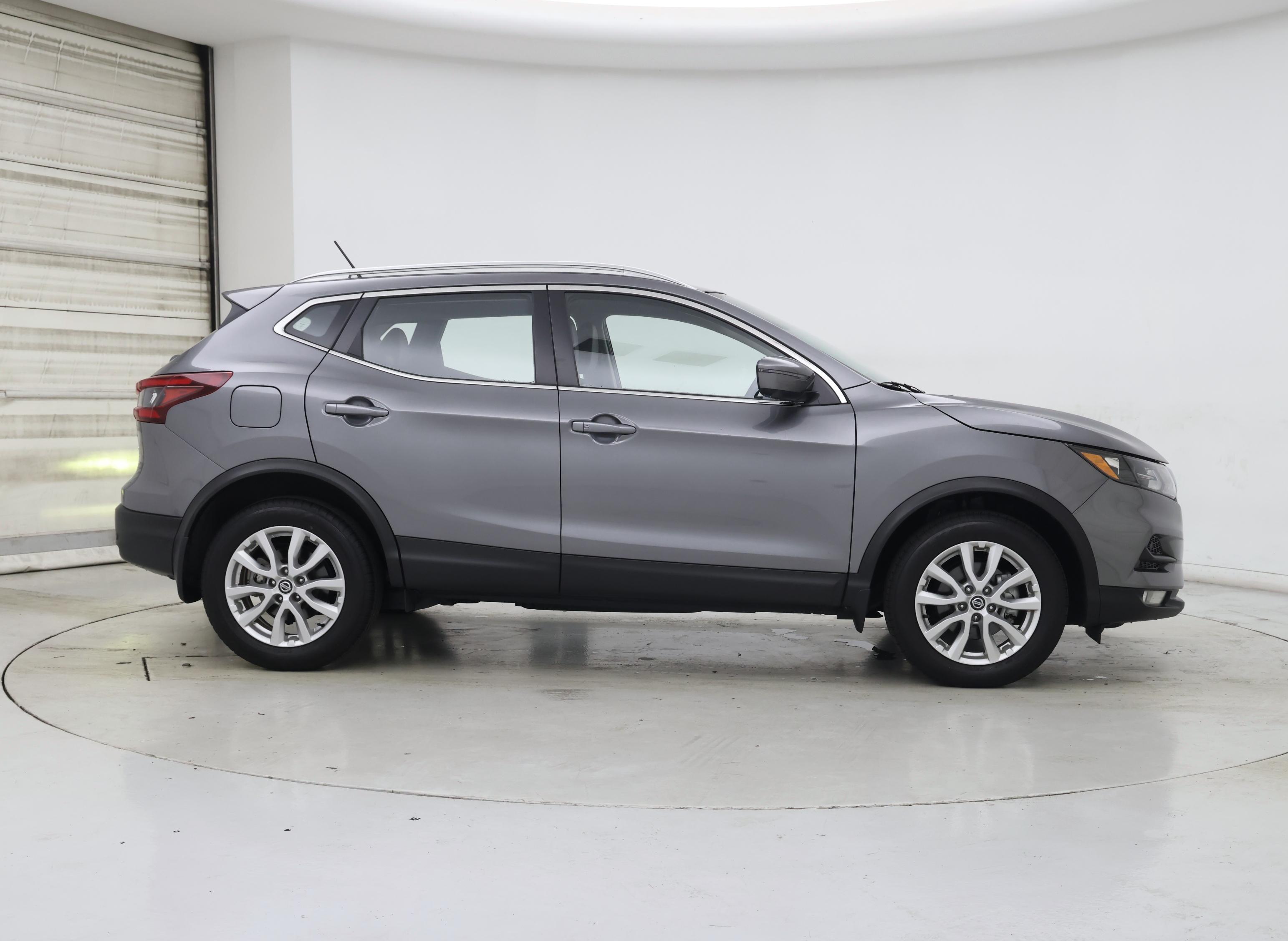 Thumbnail: 2022 Nissan Rogue Sport - 7