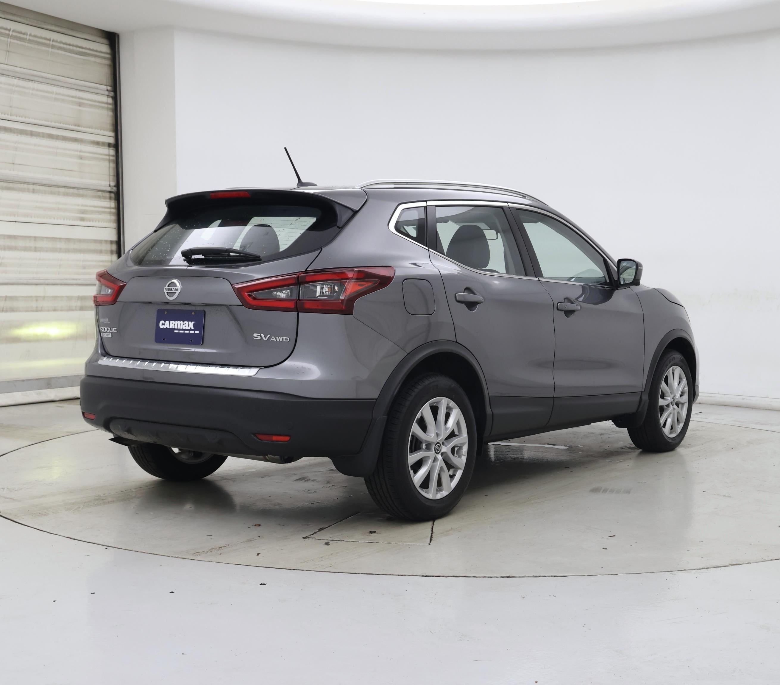 Thumbnail: 2022 Nissan Rogue Sport - 8
