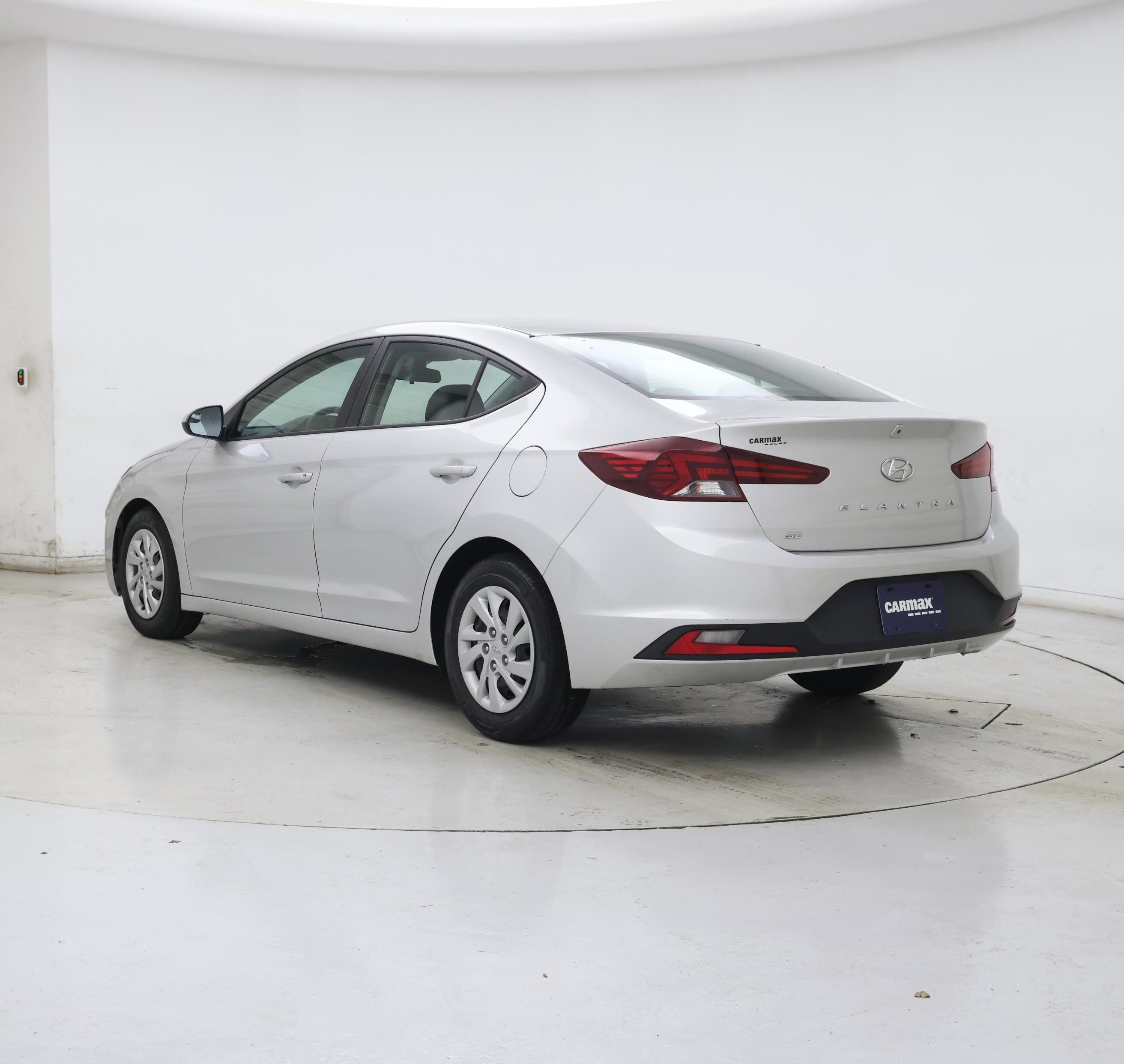 Thumbnail: 2020 Hyundai Elantra - 2