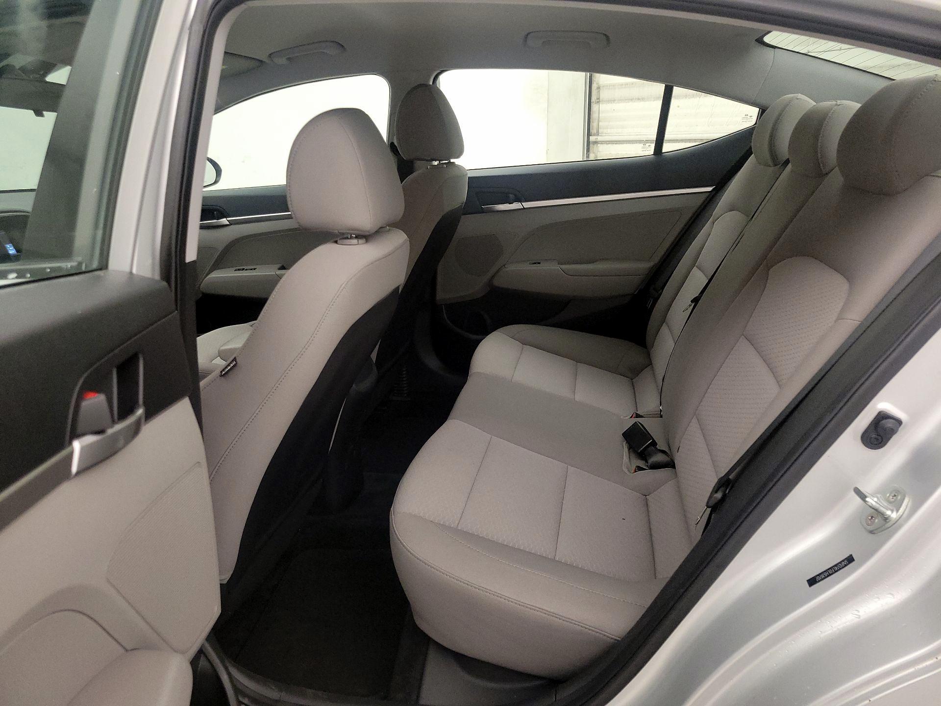 Thumbnail: 2020 Hyundai Elantra - 19