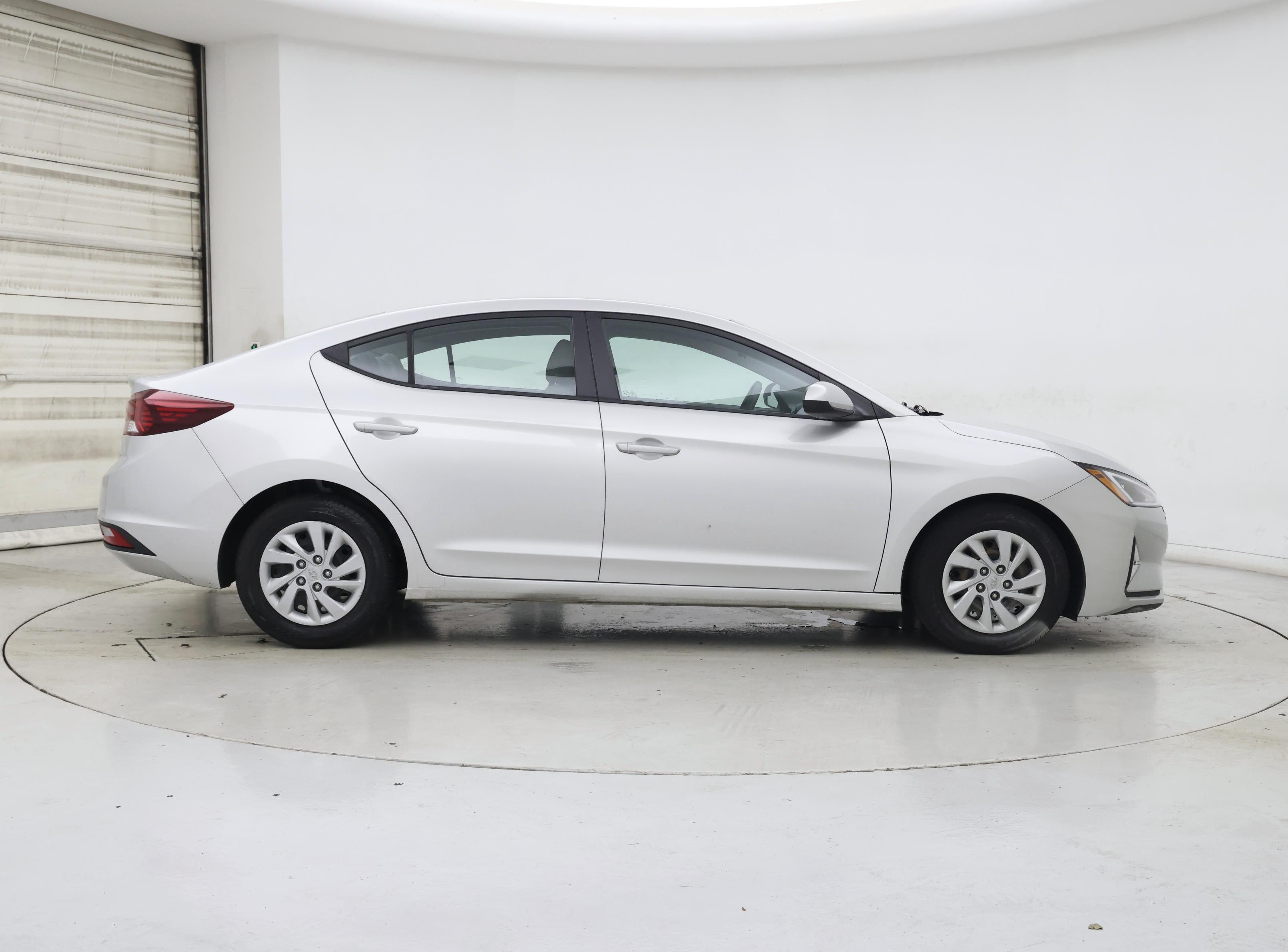 Thumbnail: 2020 Hyundai Elantra - 7
