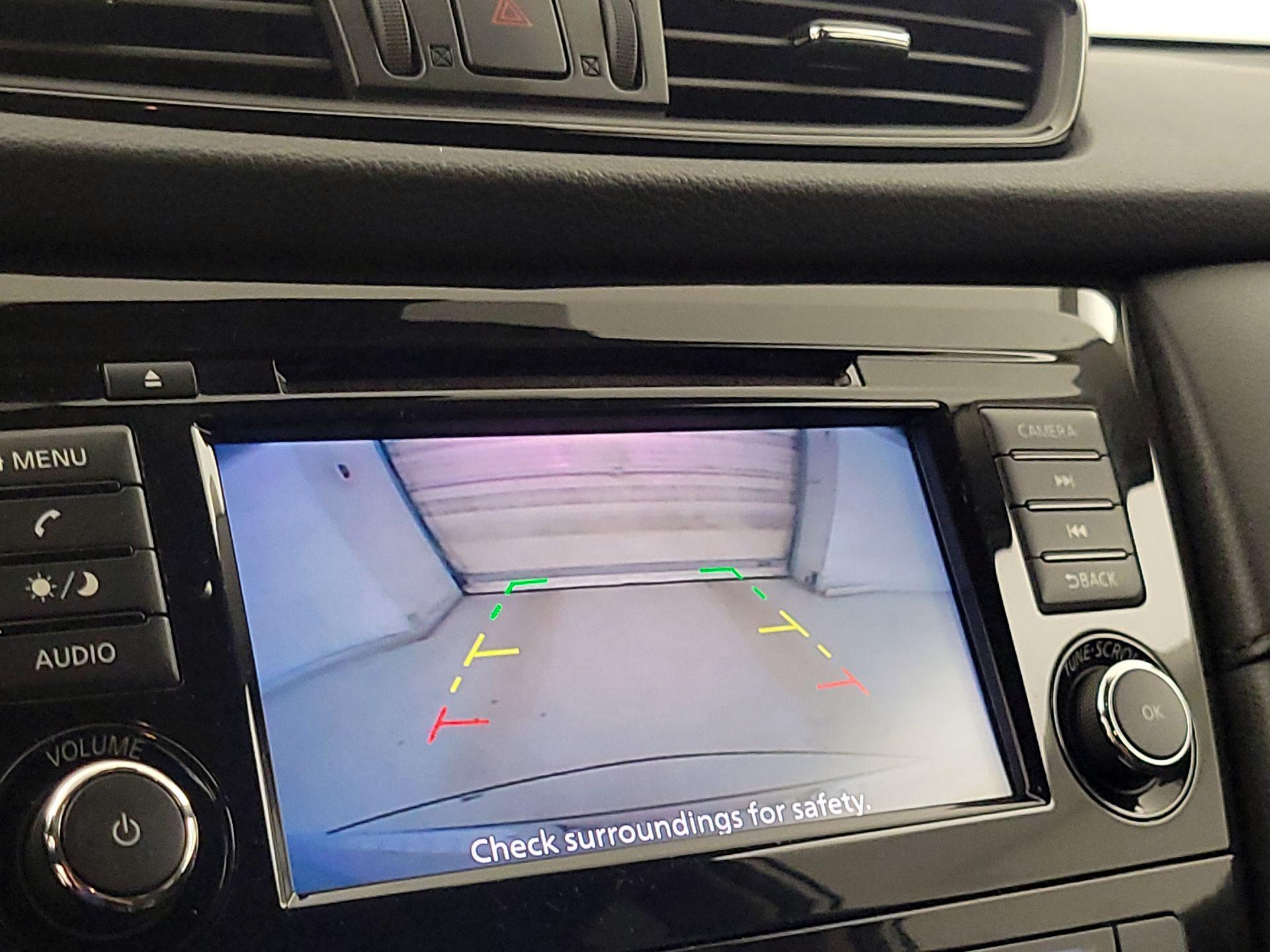 Thumbnail: 2019 Nissan Rogue - 14