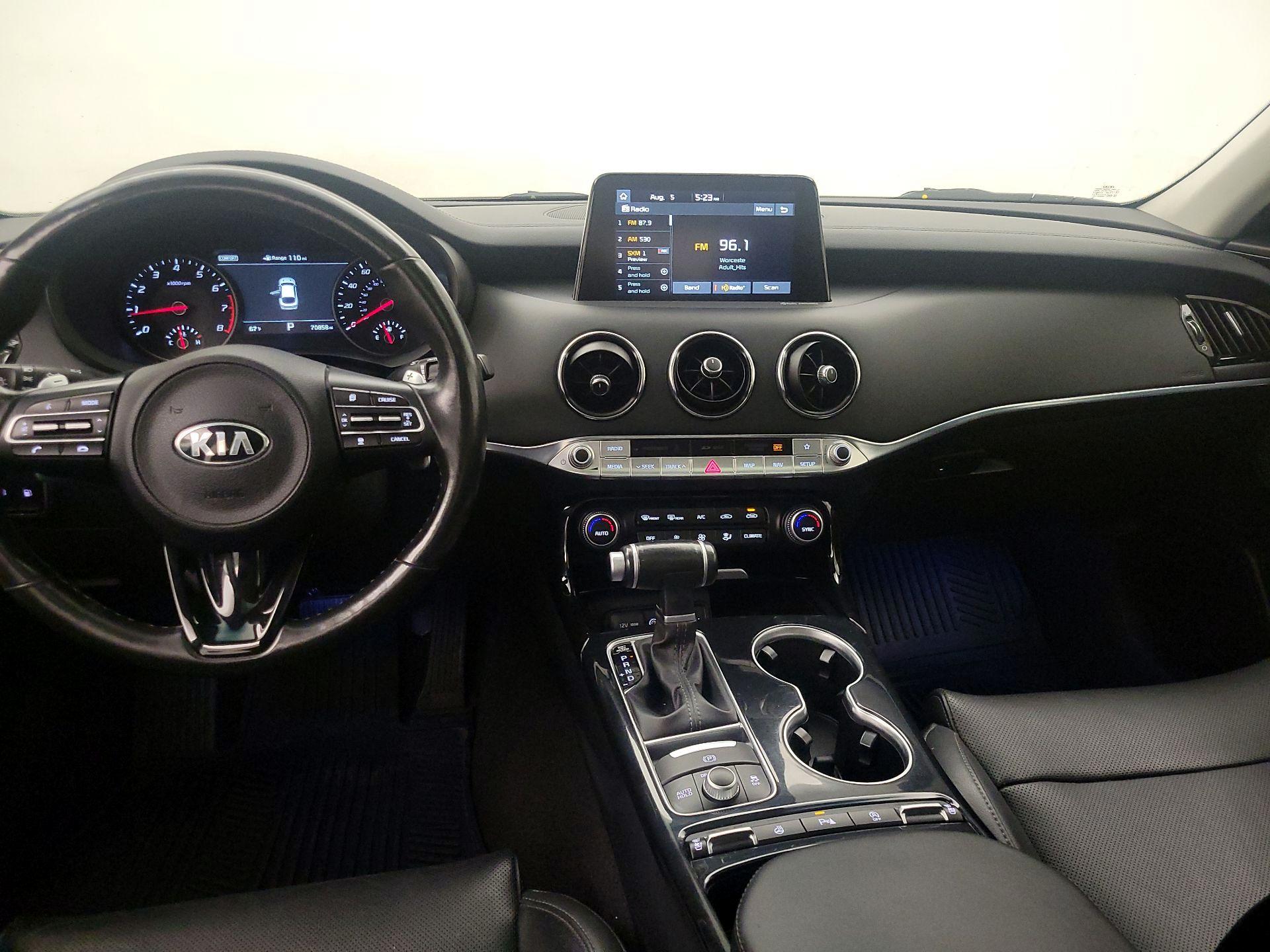 Thumbnail: 2019 Kia Stinger - 9