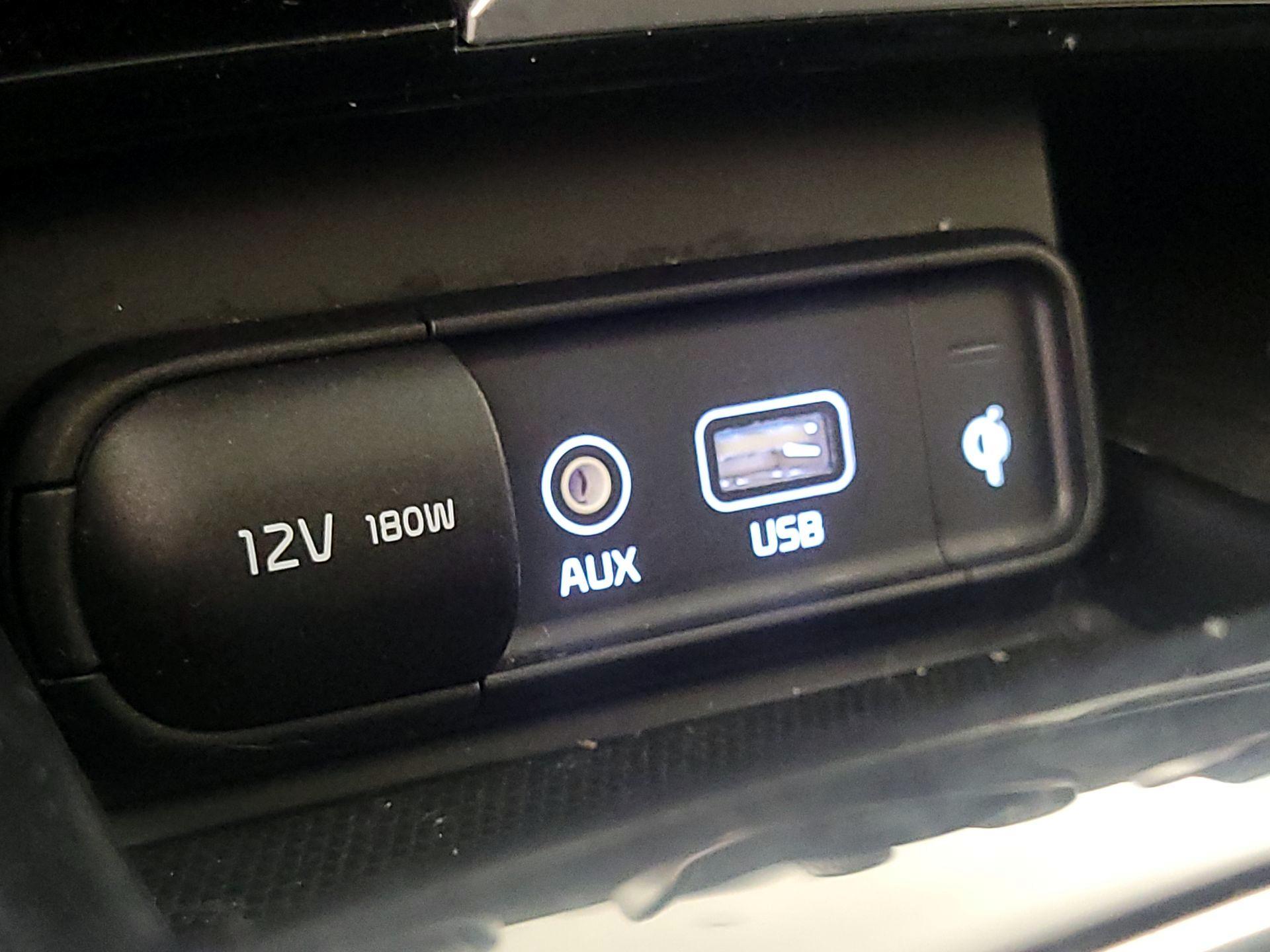 Thumbnail: 2019 Kia Stinger - 18