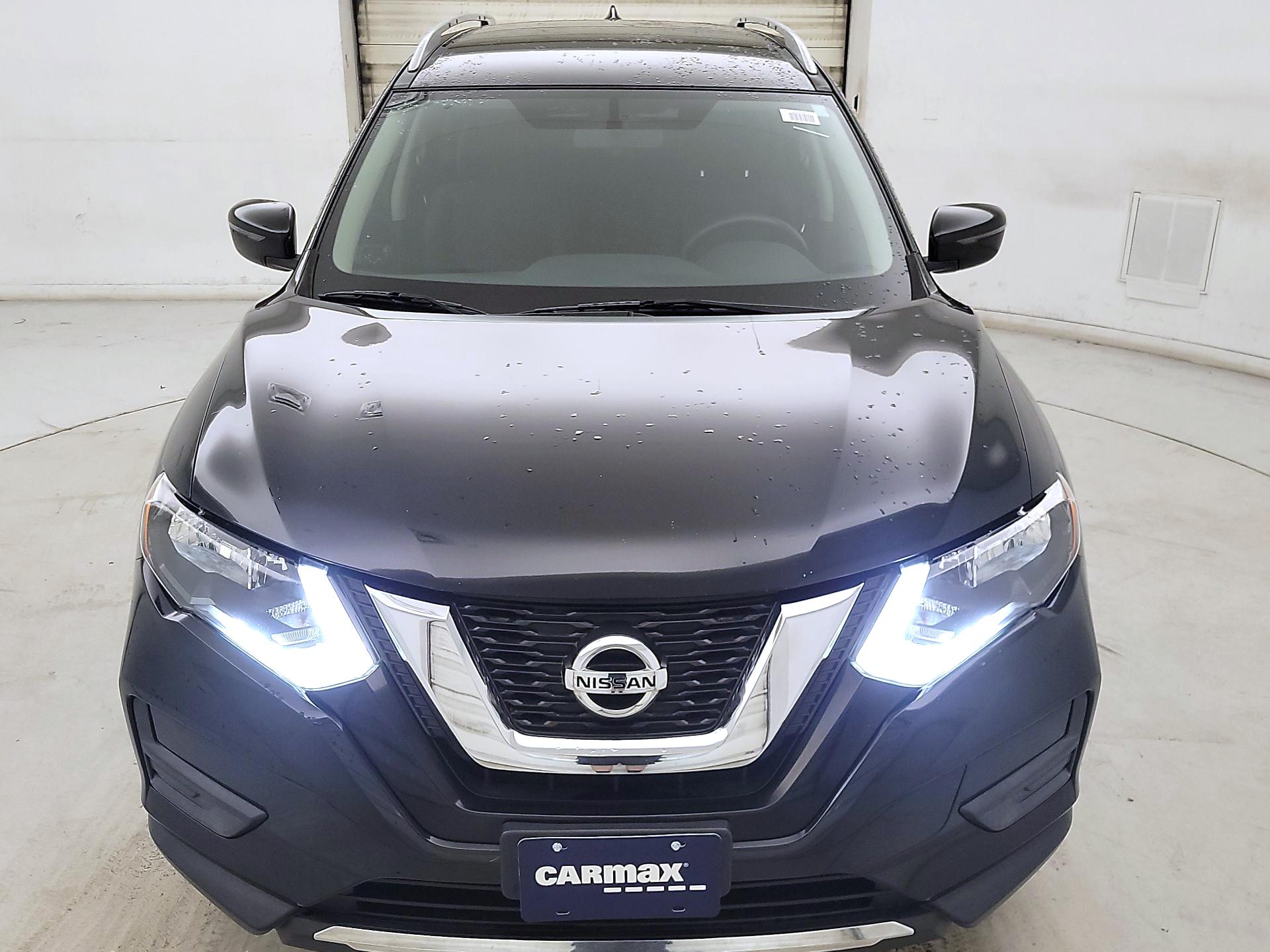 Thumbnail: 2017 Nissan Rogue - 2