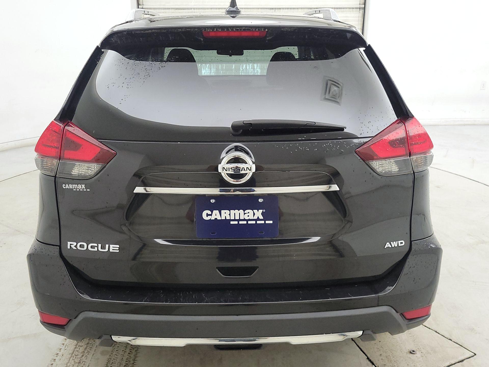 Thumbnail: 2017 Nissan Rogue - 6