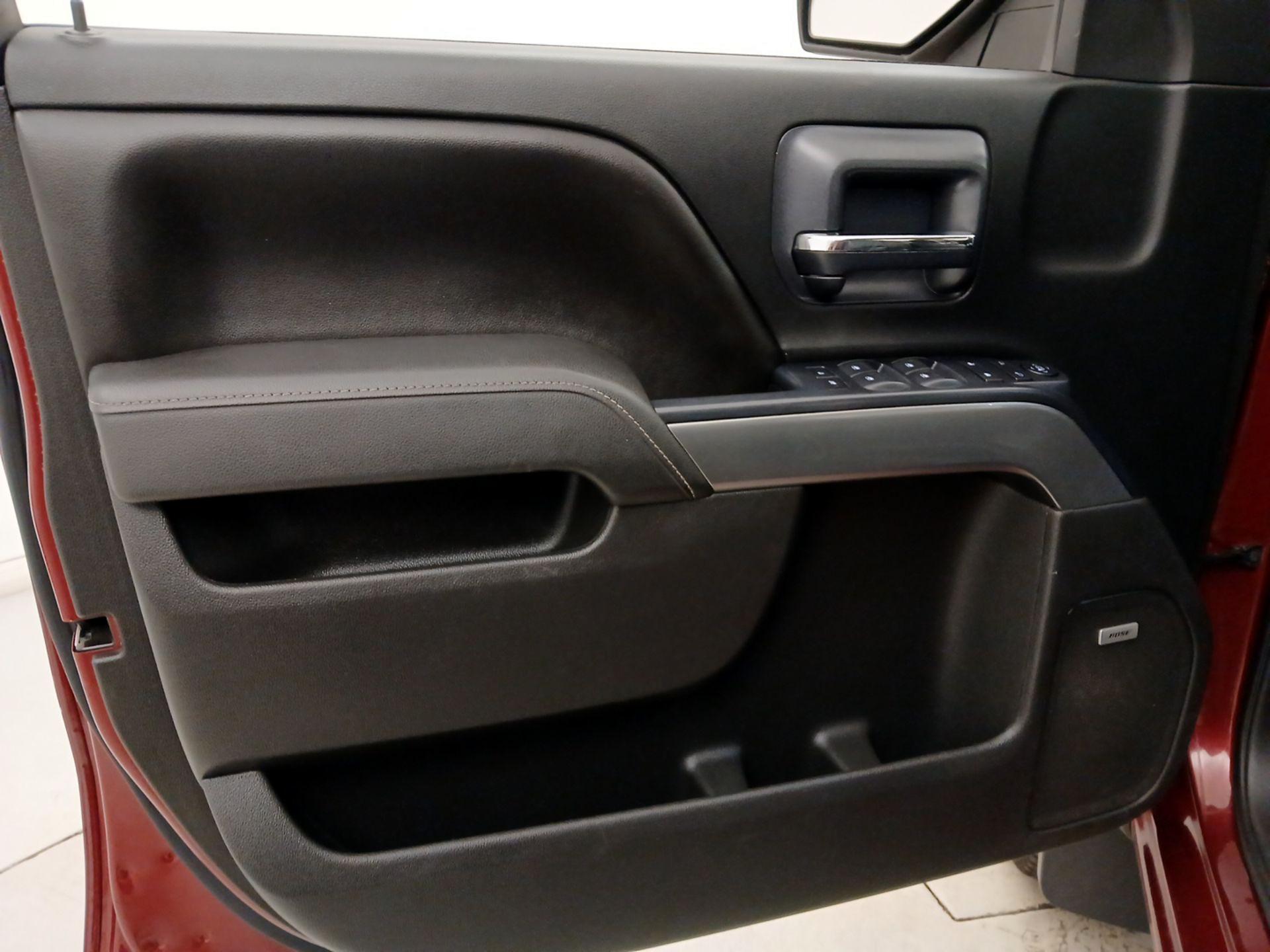 Thumbnail: 2015 Chevrolet Silverado 1500 - 12
