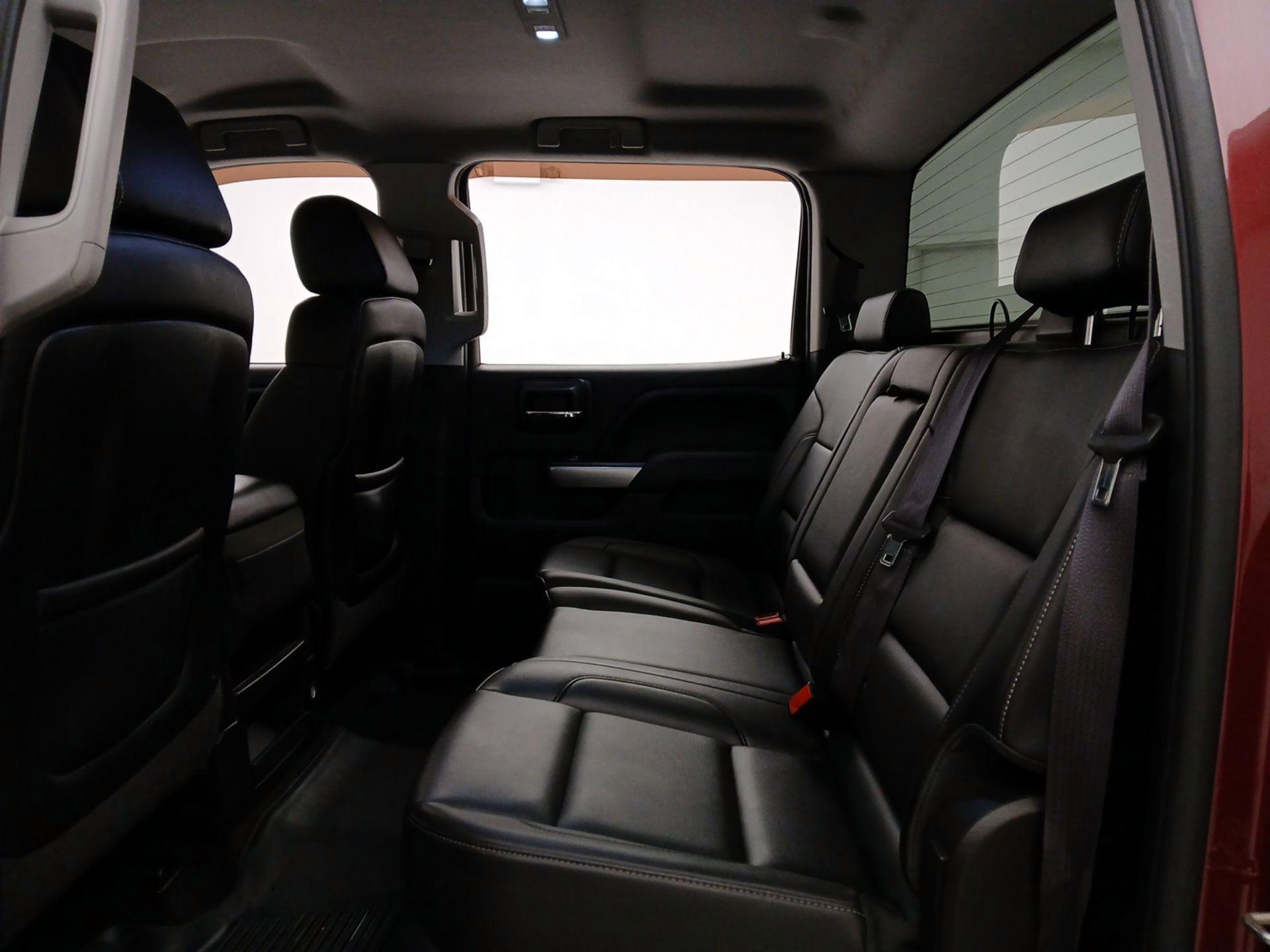 Thumbnail: 2015 Chevrolet Silverado 1500 - 19