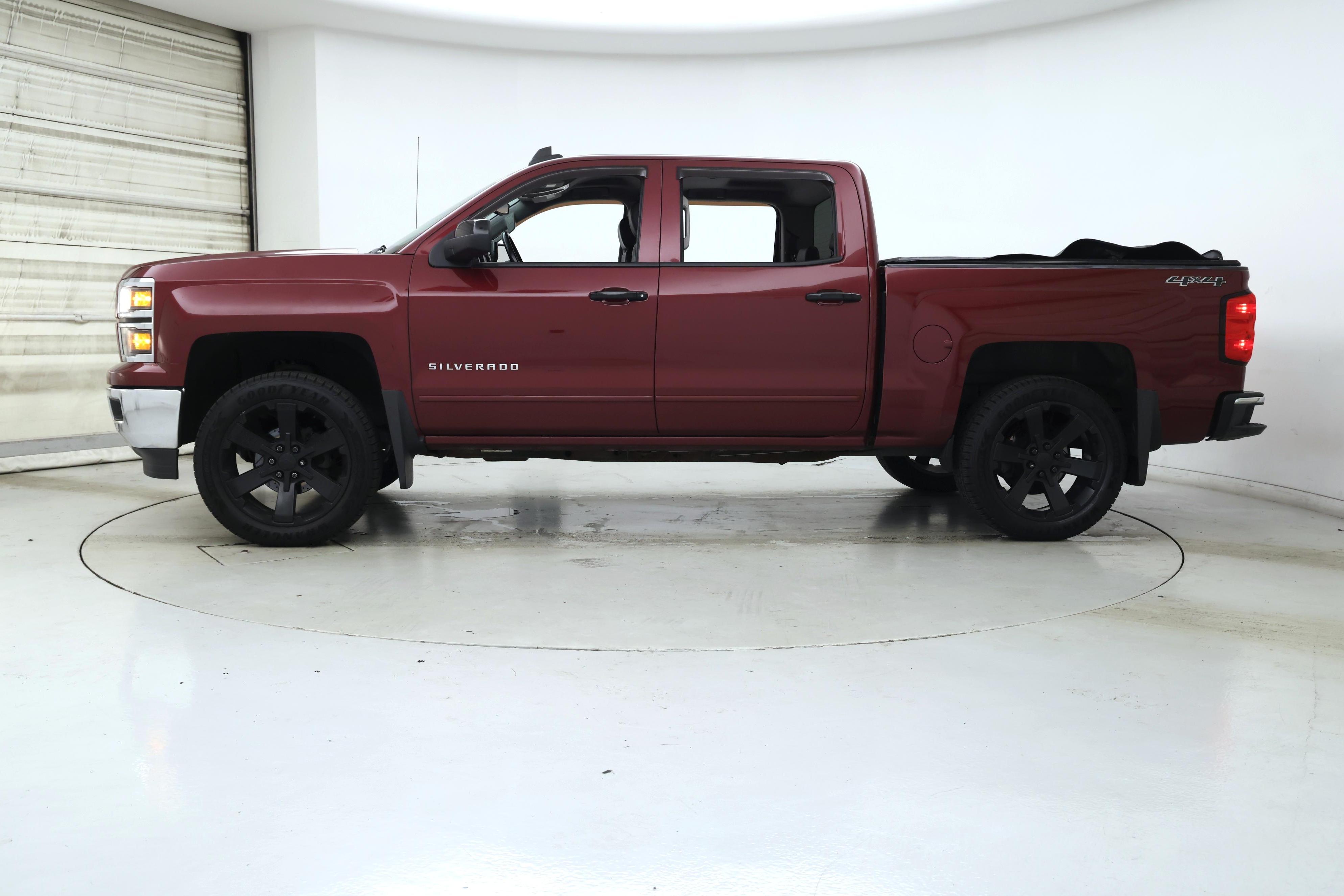 Thumbnail: 2015 Chevrolet Silverado 1500 - 3