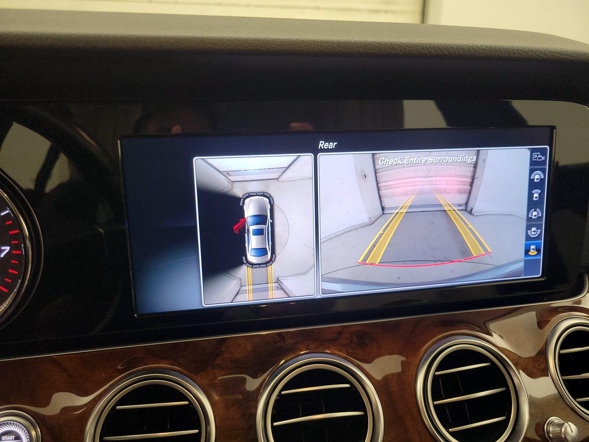 Thumbnail: 2017 Mercedes-Benz E-Class - 13