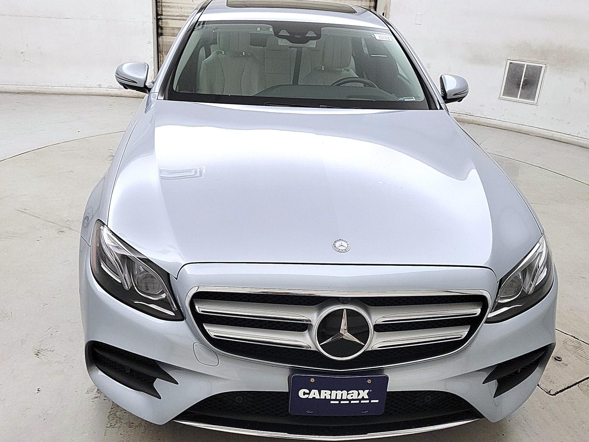 Thumbnail: 2017 Mercedes-Benz E-Class - 2