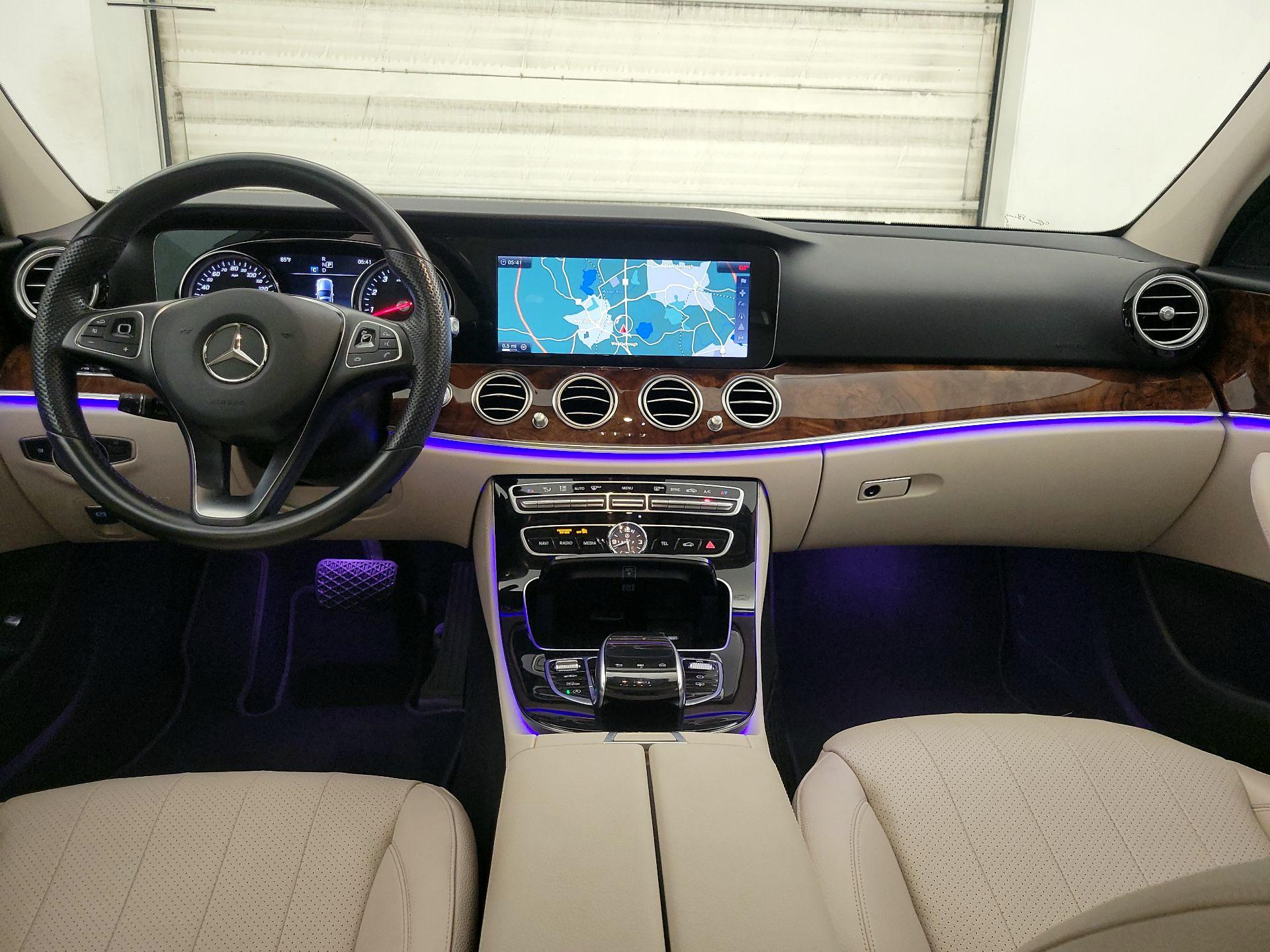 Thumbnail: 2017 Mercedes-Benz E-Class - 8