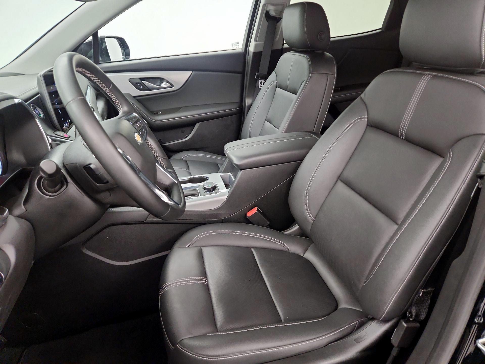 Thumbnail: 2023 Chevrolet Blazer - 11