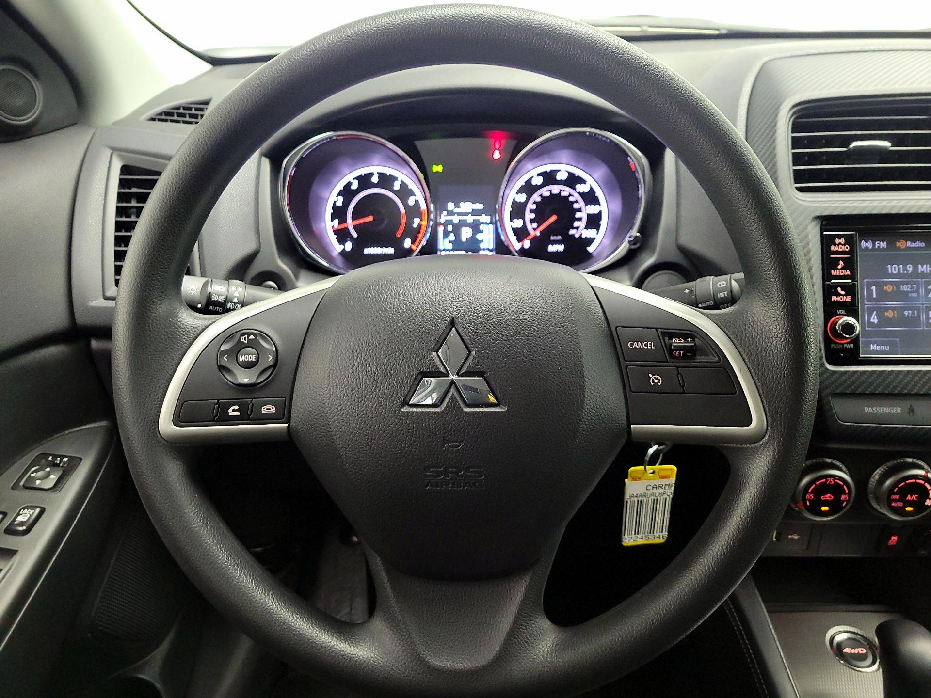 Thumbnail: 2023 Mitsubishi Outlander Sport - 10
