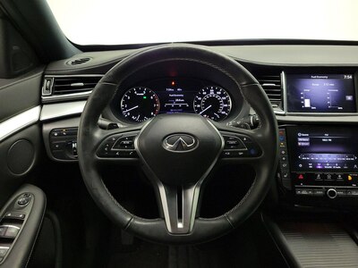 Steering Wheel & Instrument Cluster (On)