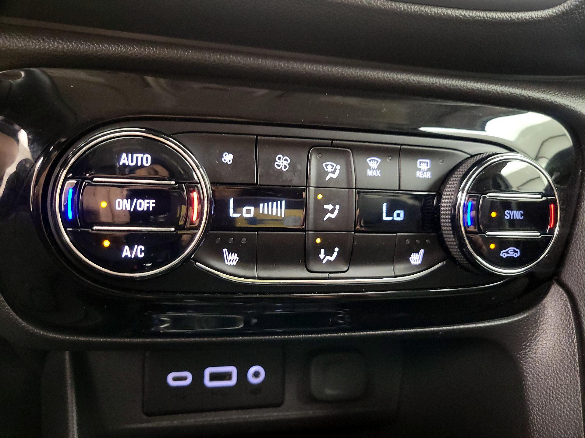 Thumbnail: 2021 Buick Encore GX - 16