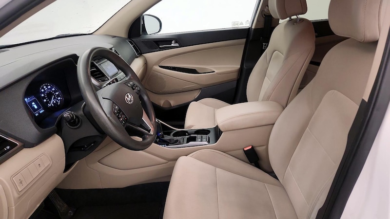 2016 Hyundai Tucson SE 11