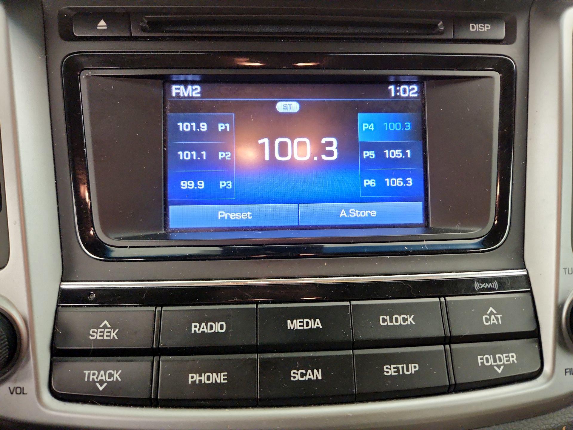 Thumbnail: 2016 Hyundai Tucson - 15