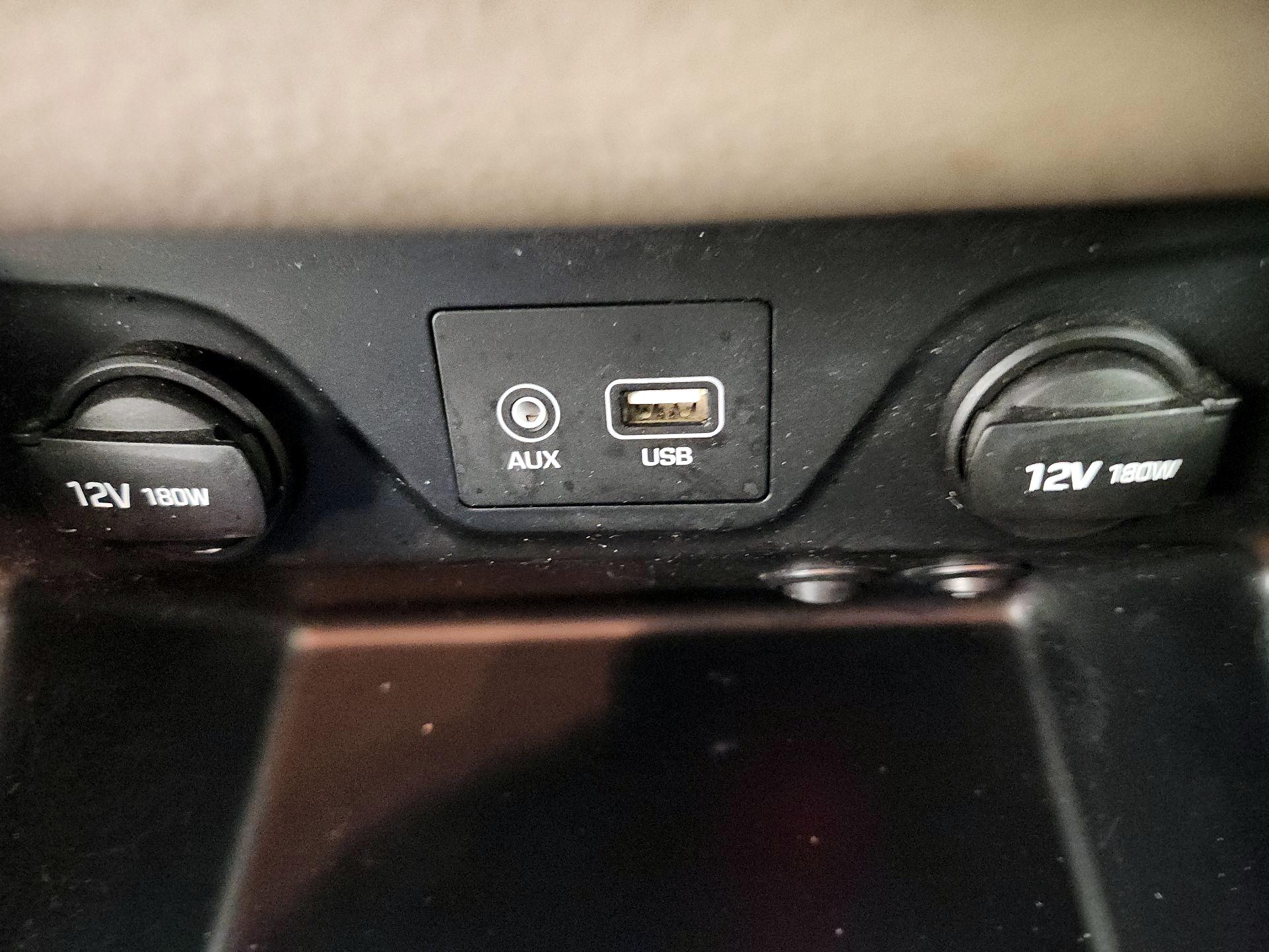 Thumbnail: 2016 Hyundai Tucson - 18