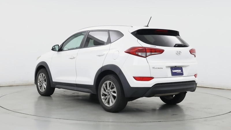 2016 Hyundai Tucson SE 2