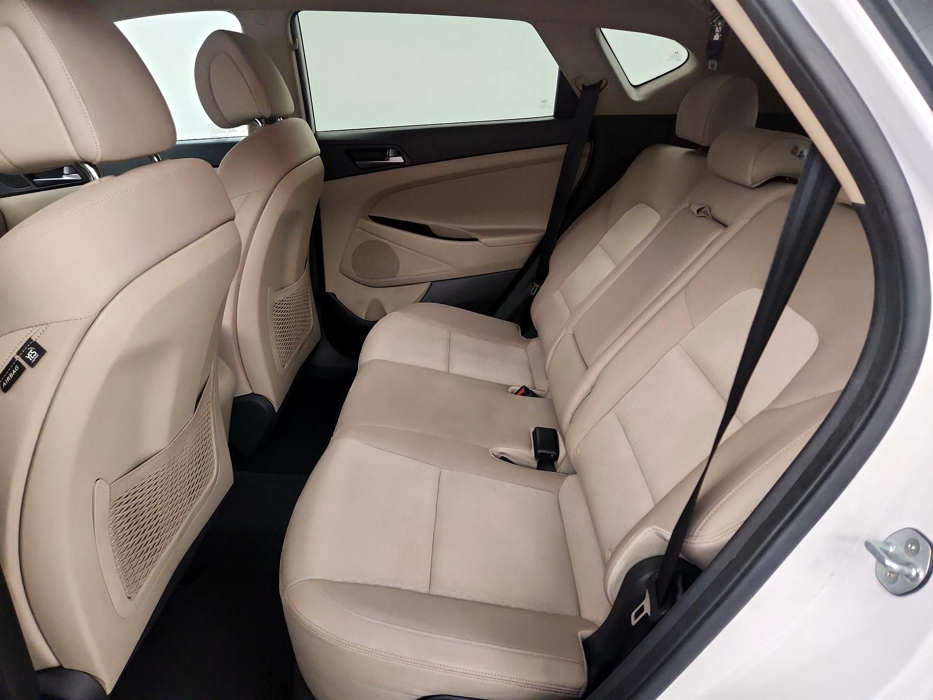 Thumbnail: 2016 Hyundai Tucson - 19