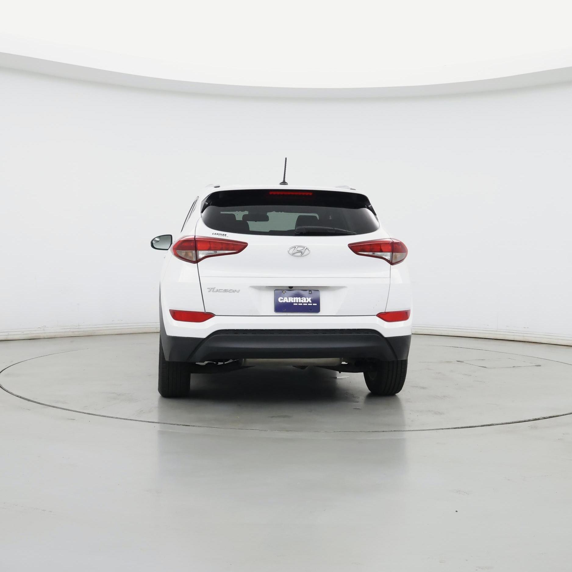 Thumbnail: 2016 Hyundai Tucson - 6