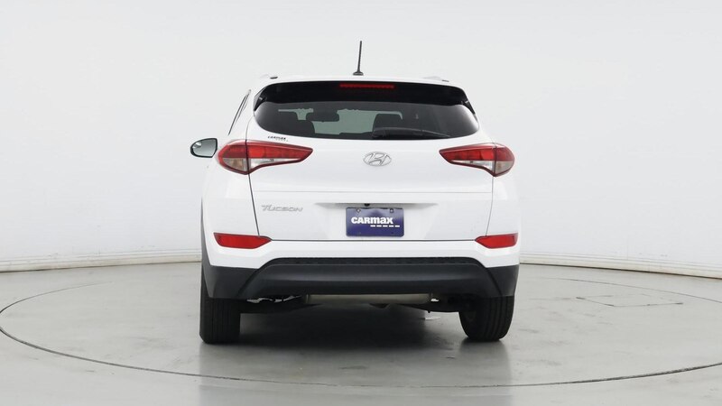 2016 Hyundai Tucson SE 6