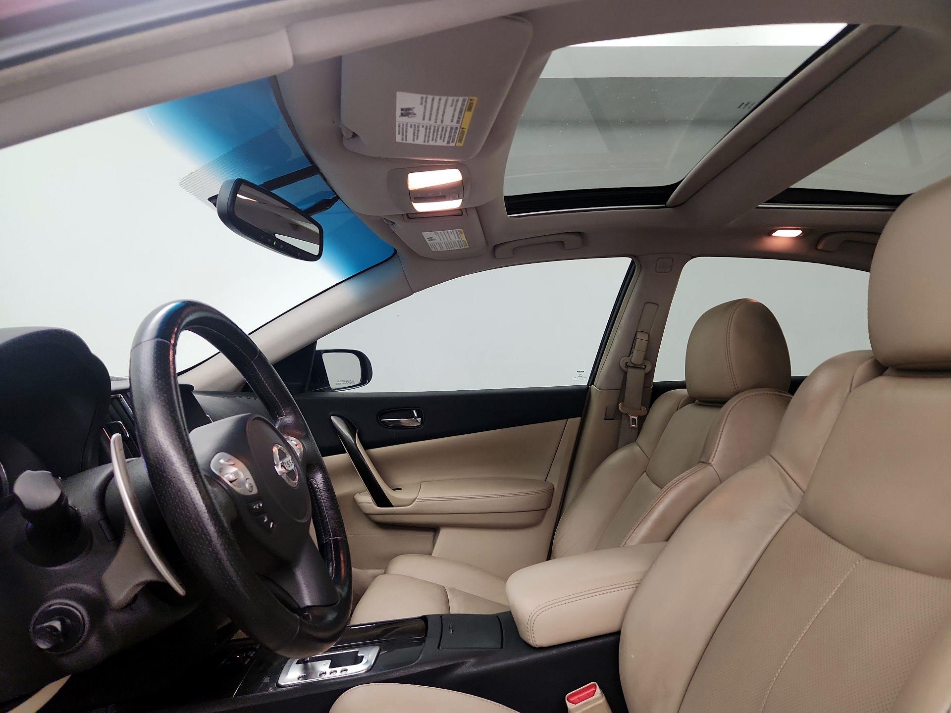 Thumbnail: 2013 Nissan Maxima - 20