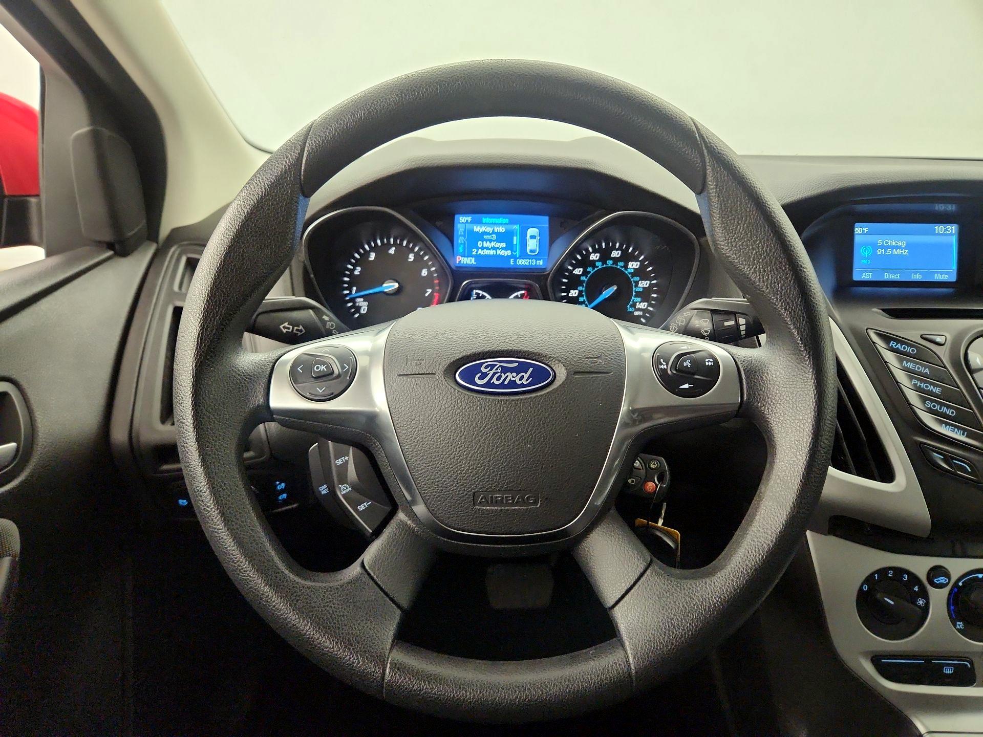 Thumbnail: 2014 Ford Focus - 10
