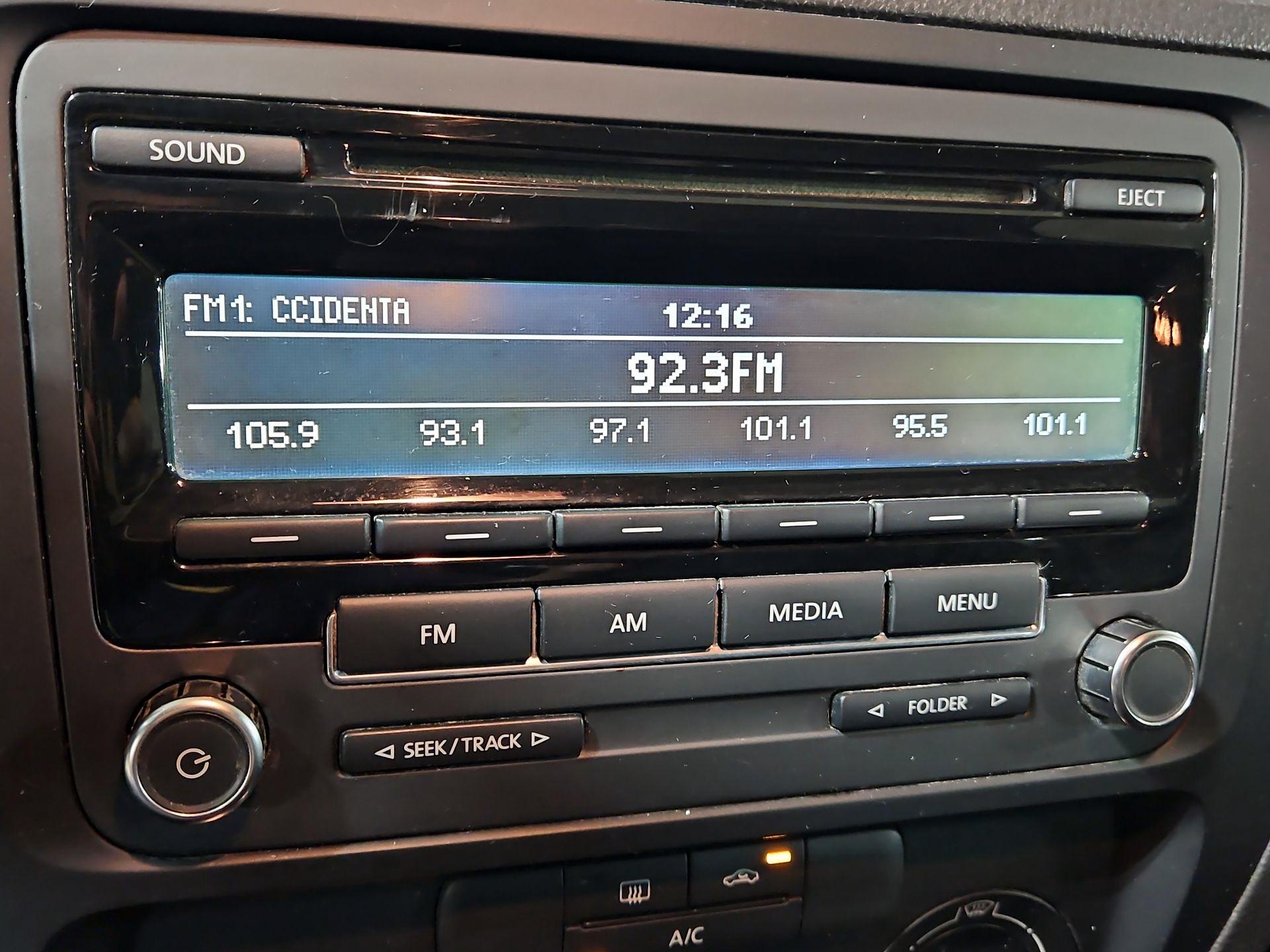 Thumbnail: 2014 Volkswagen Jetta - 14