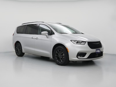 2022 Chrysler Pacifica Touring L -
                Saint Louis, MO