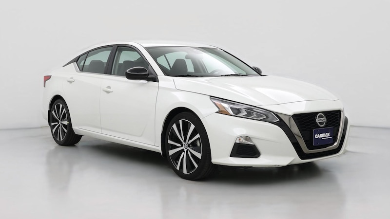 2022 Nissan Altima SR Hero Image
