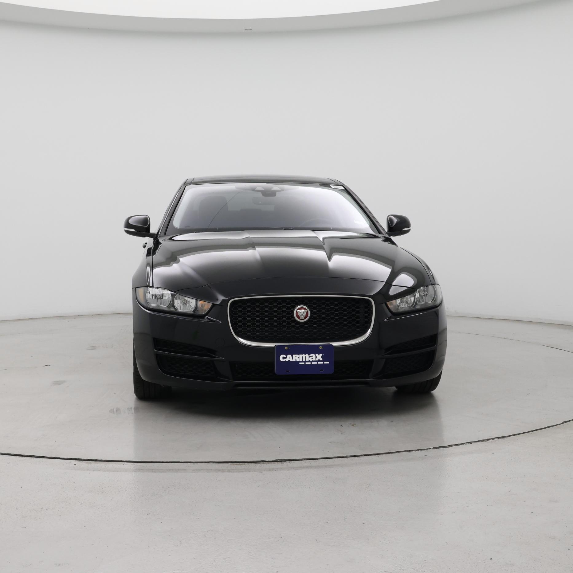 Thumbnail: 2019 Jaguar XE - 5