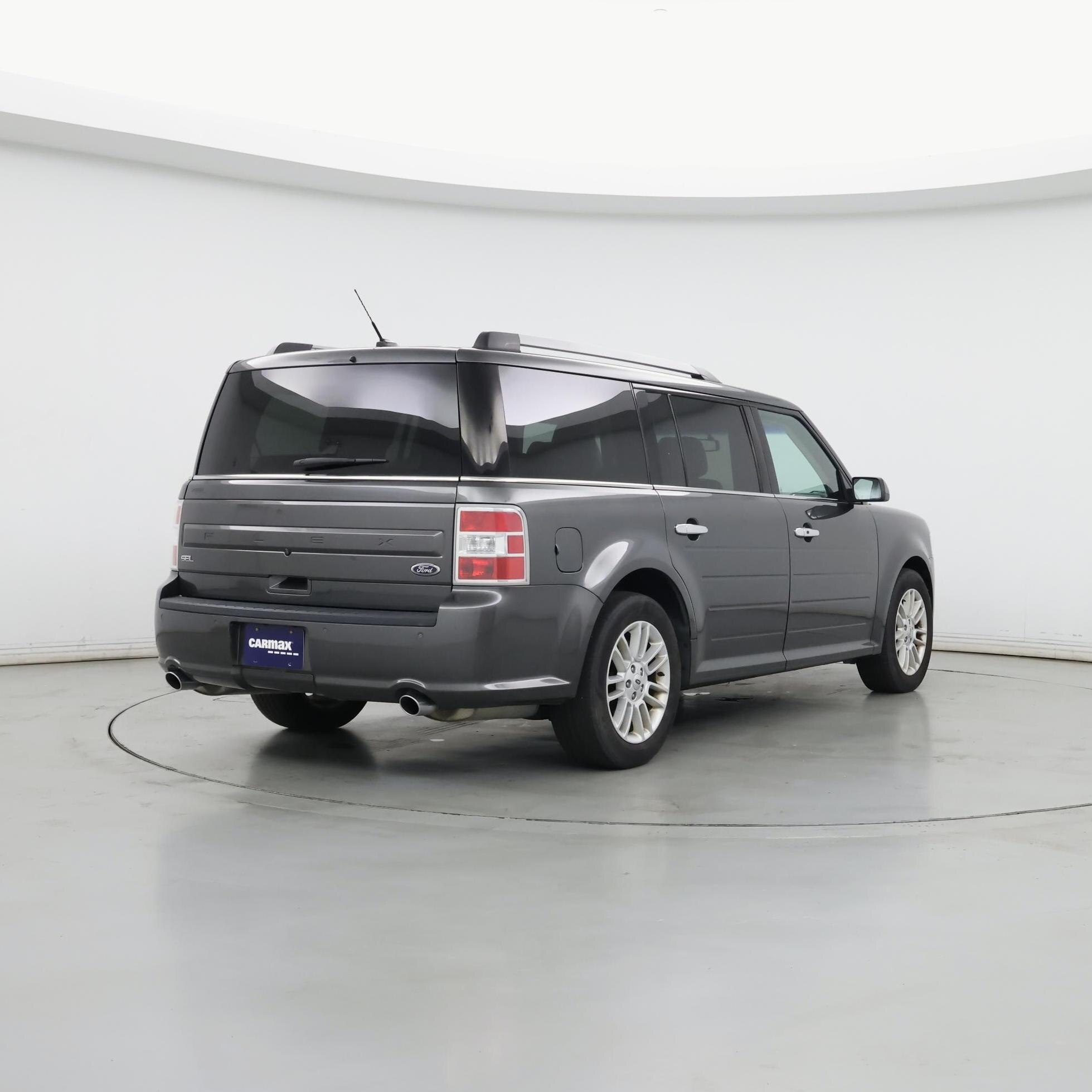 Thumbnail: 2016 Ford Flex - 8