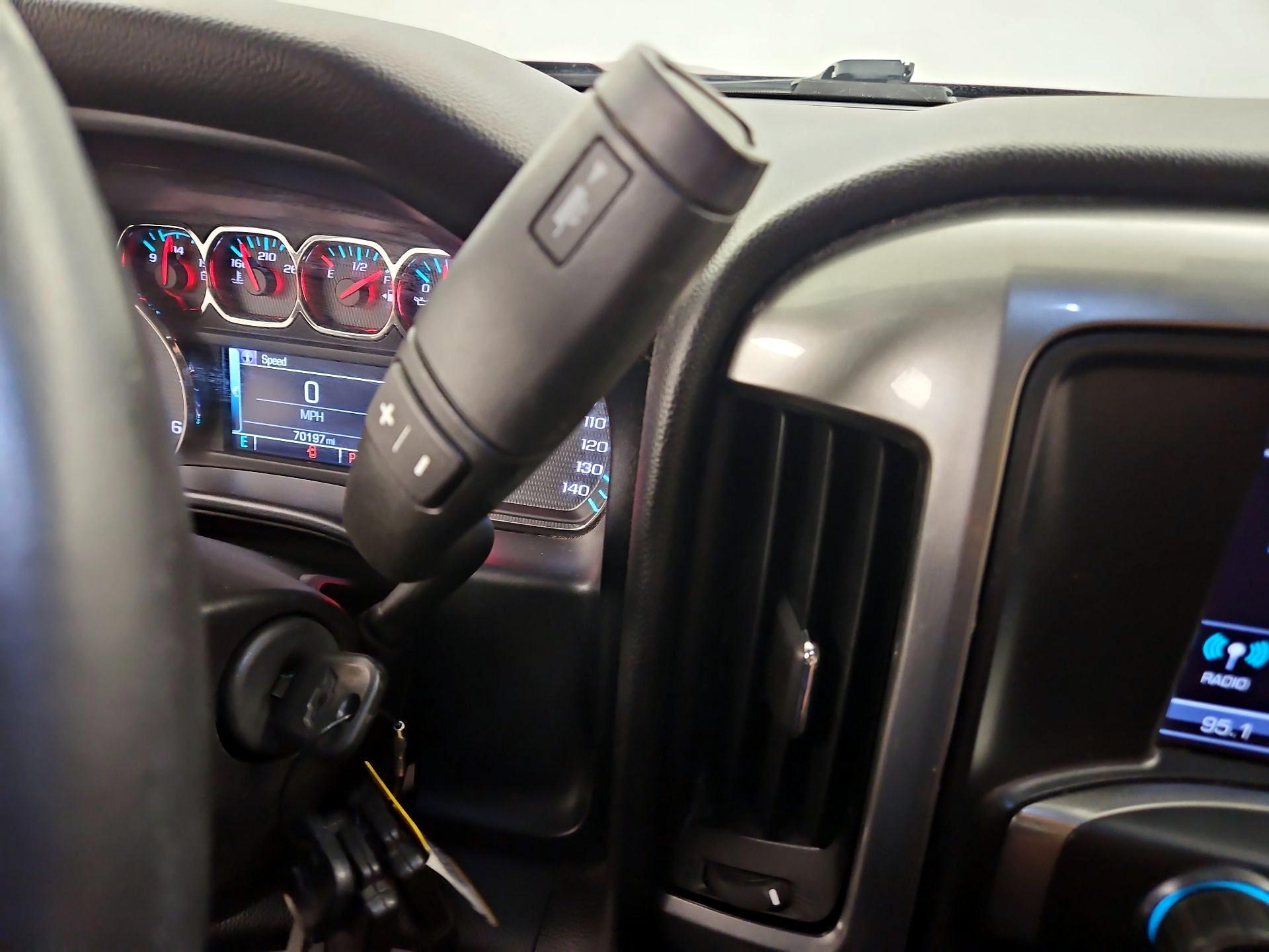 Thumbnail: 2017 Chevrolet Silverado 1500 - 17