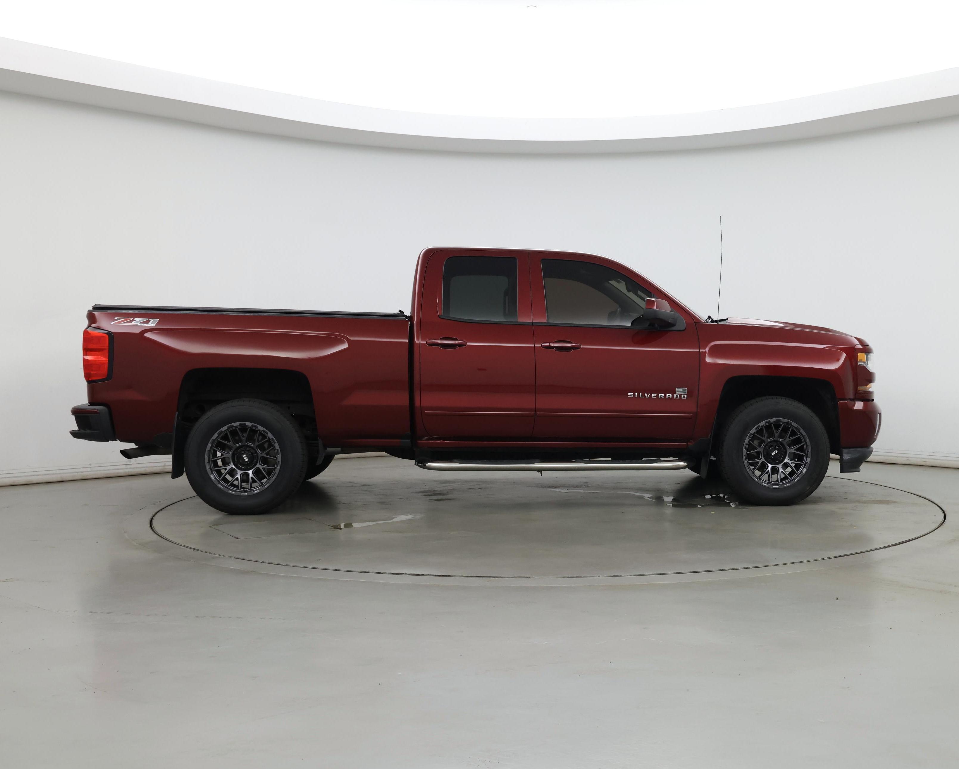 Thumbnail: 2017 Chevrolet Silverado 1500 - 7