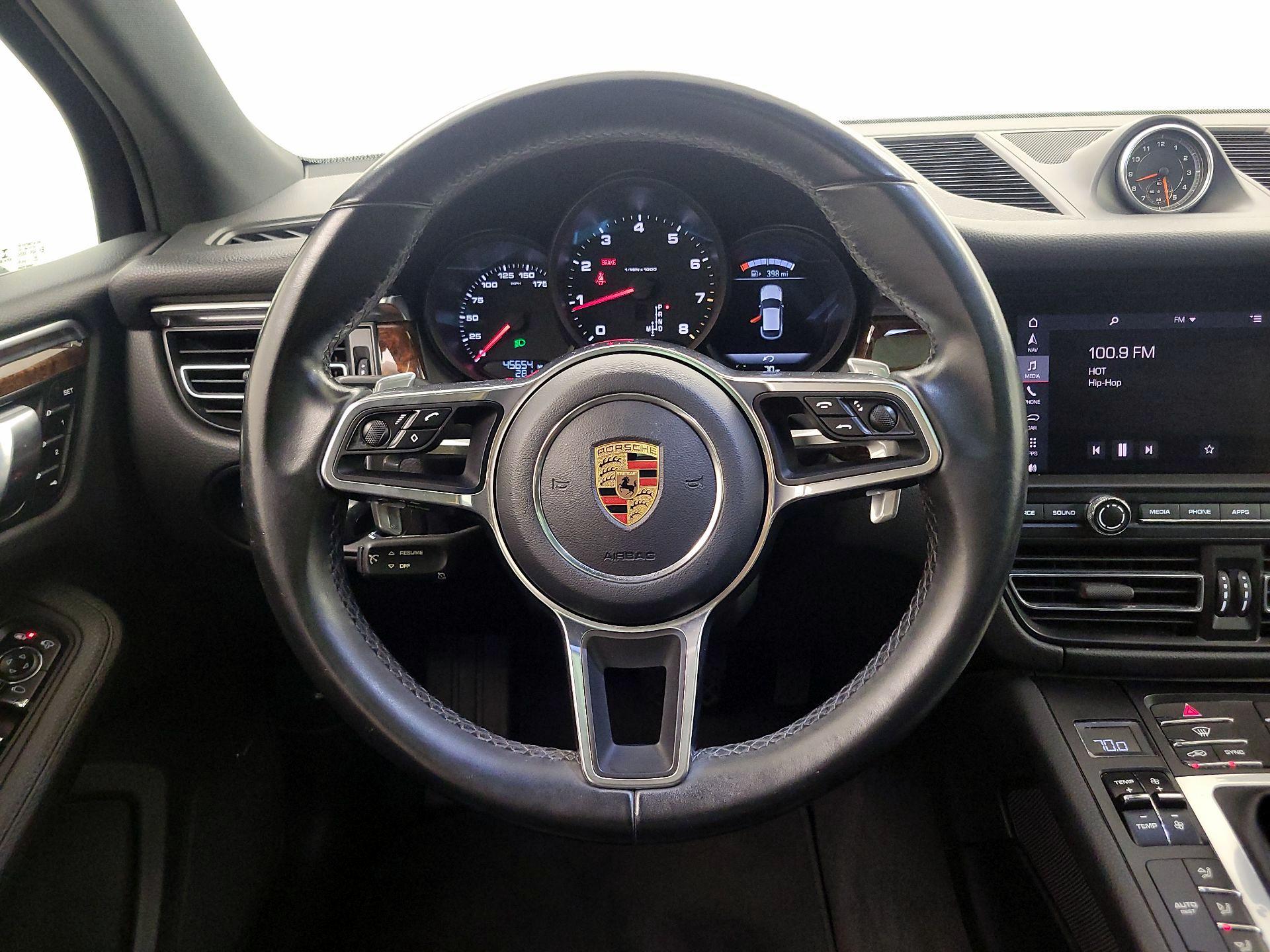 Thumbnail: 2019 Porsche Macan - 10