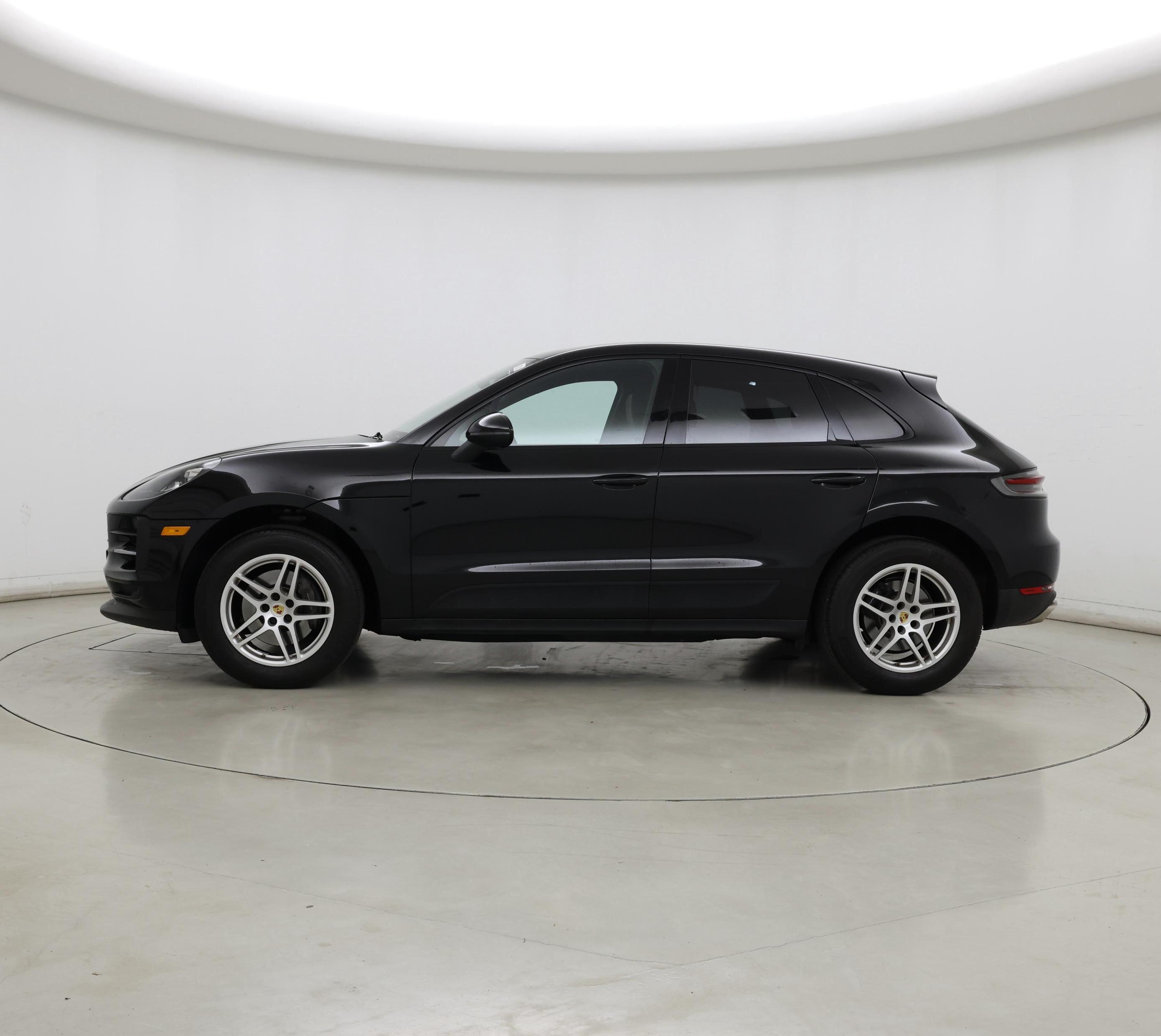 Thumbnail: 2019 Porsche Macan - 3