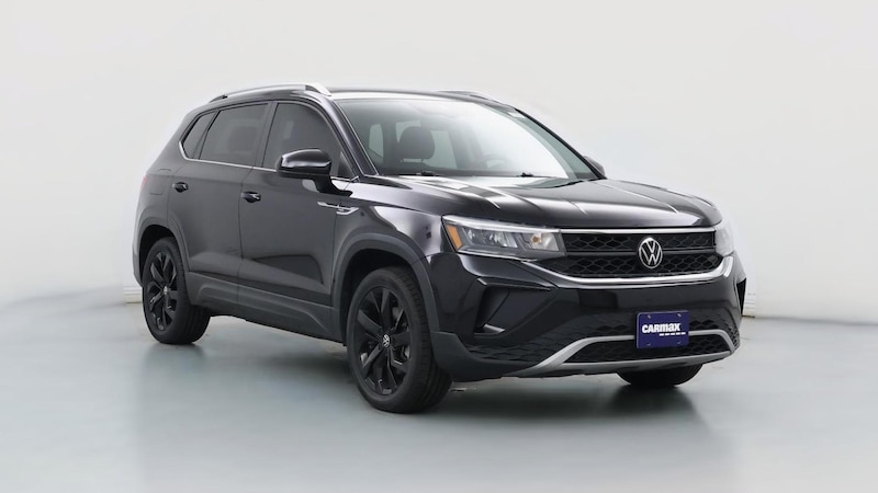 2022 Volkswagen Taos SE Hero Image