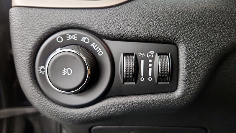 2015 Jeep Cherokee Limited Edition 13
