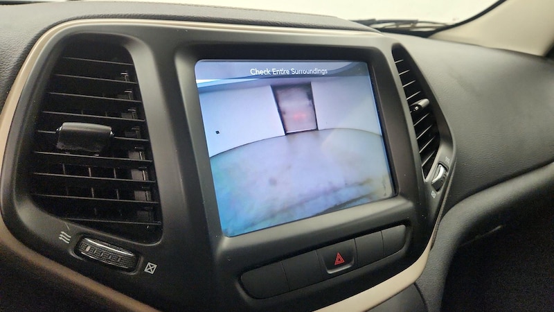 2015 Jeep Cherokee Limited Edition 15