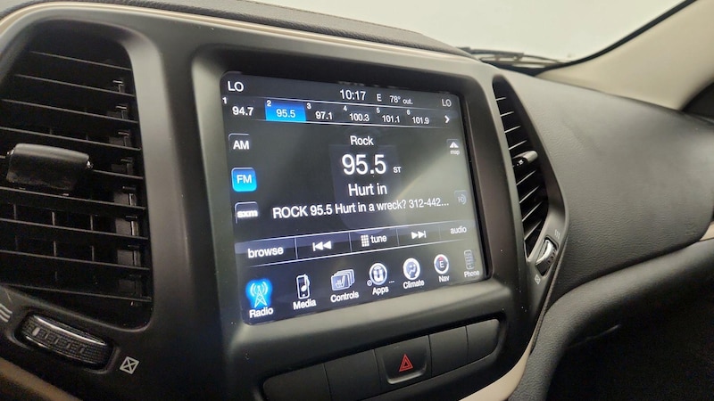 2015 Jeep Cherokee Limited Edition 16