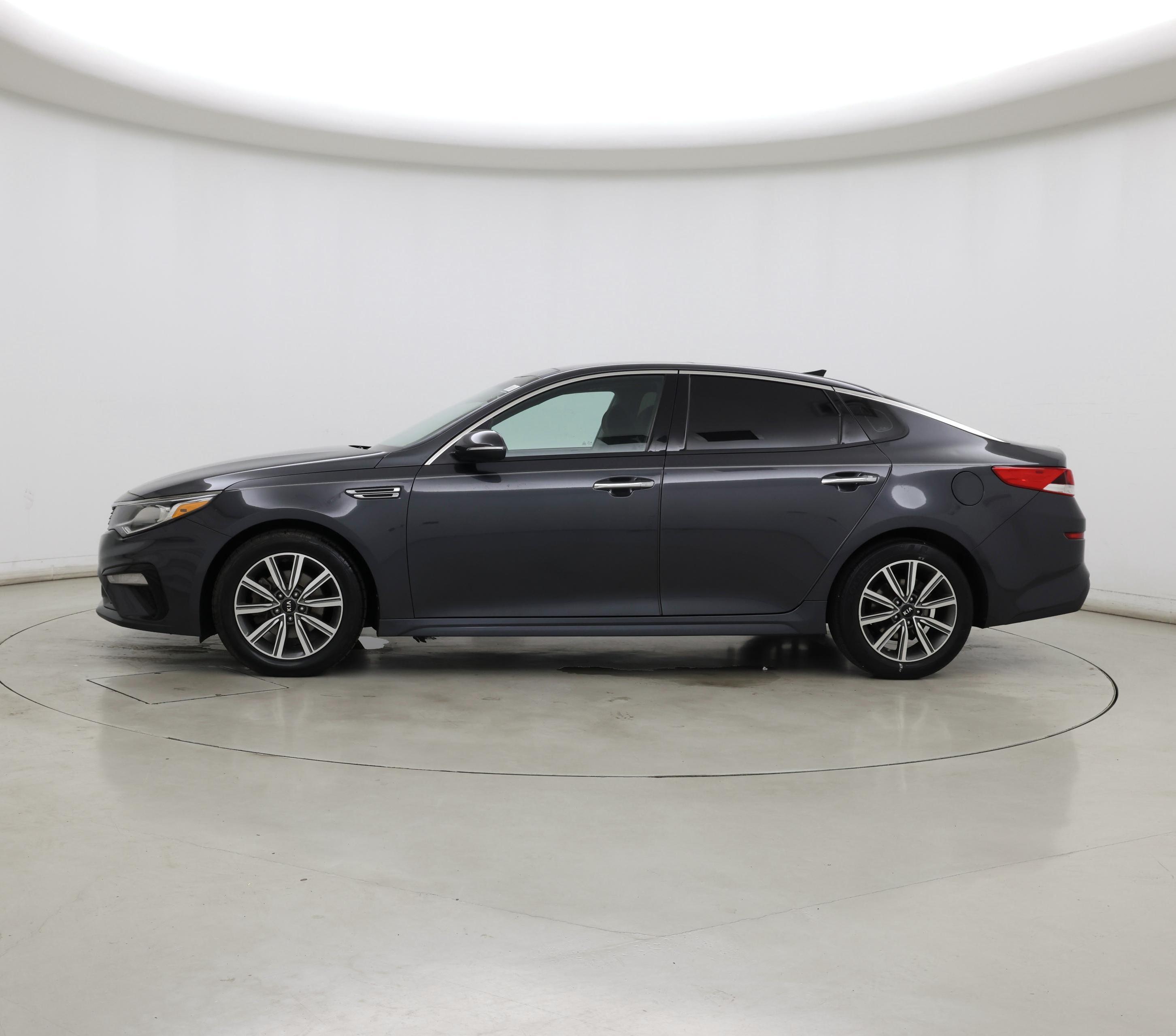 Thumbnail: 2019 Kia Optima - 3