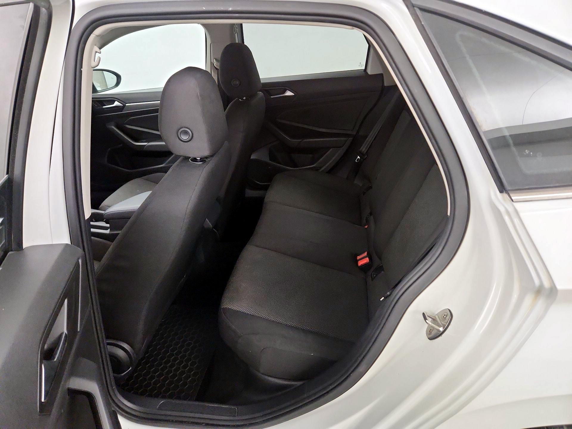 Thumbnail: 2019 Volkswagen Jetta - 19