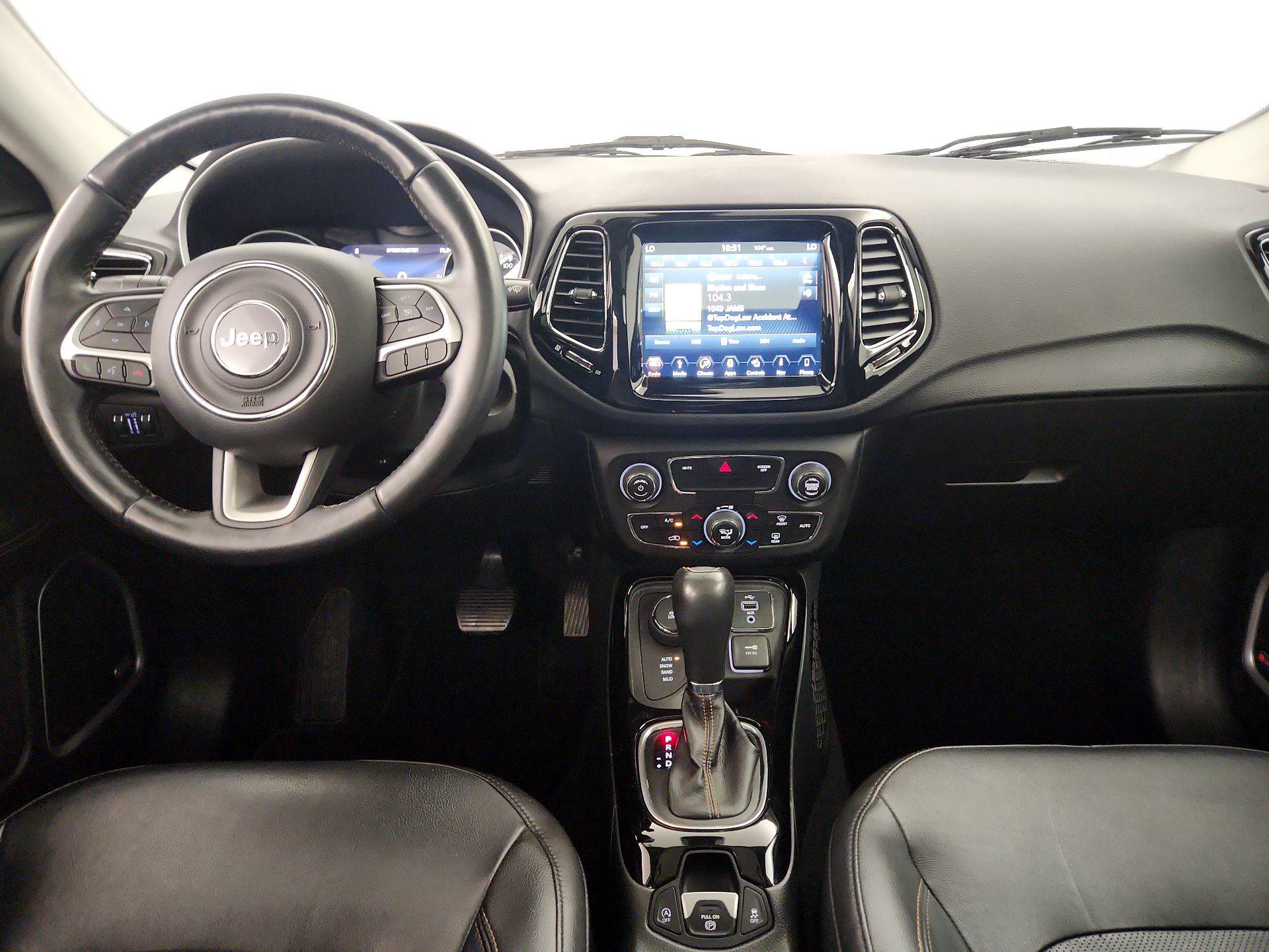 Thumbnail: 2018 Jeep Compass - 9