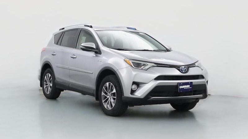 2017 Toyota RAV4 XLE Hero Image