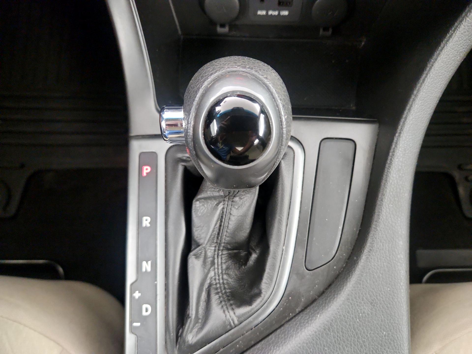 Thumbnail: 2013 Kia Optima - 14