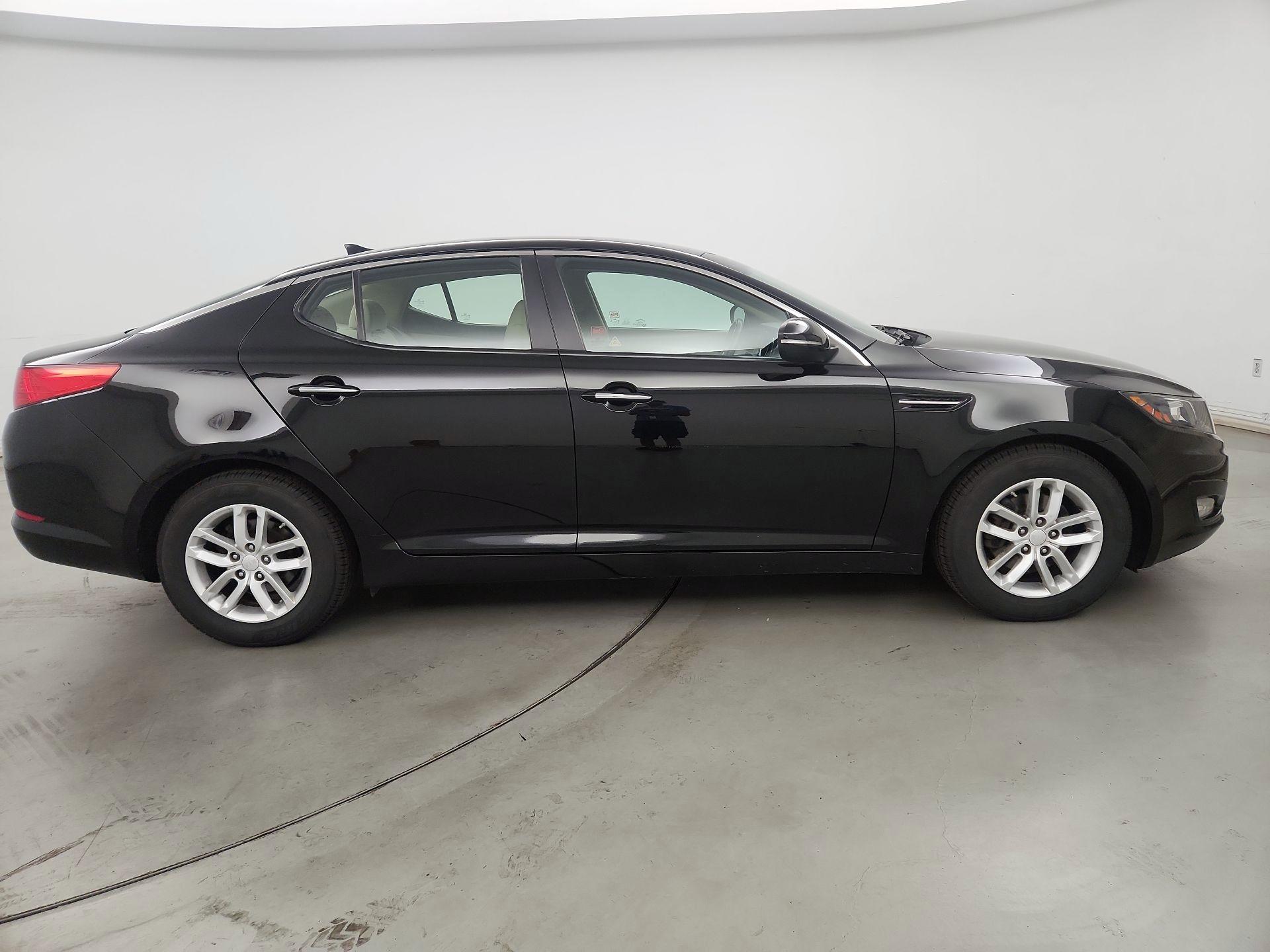 Thumbnail: 2013 Kia Optima - 4