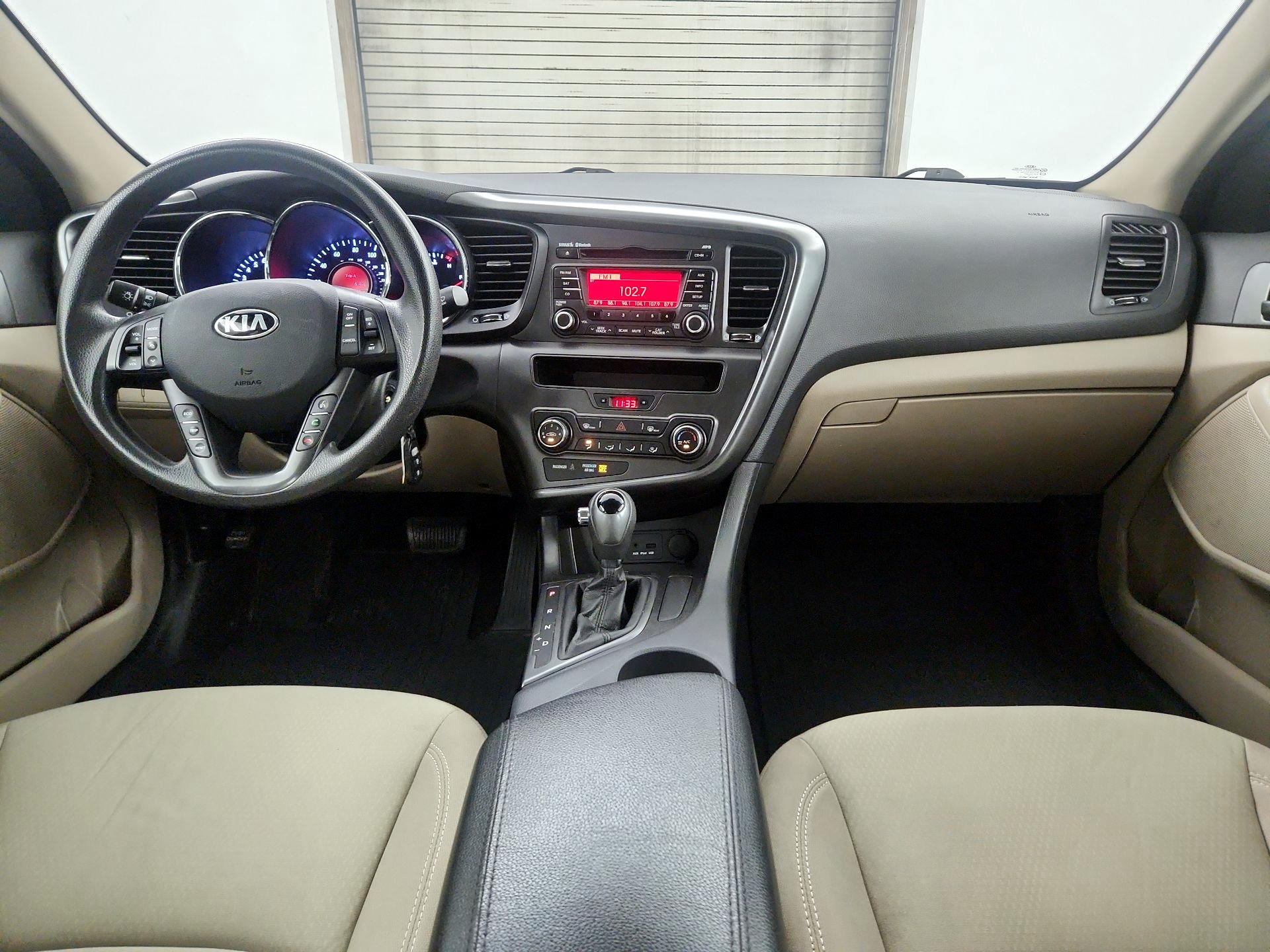 Thumbnail: 2013 Kia Optima - 8