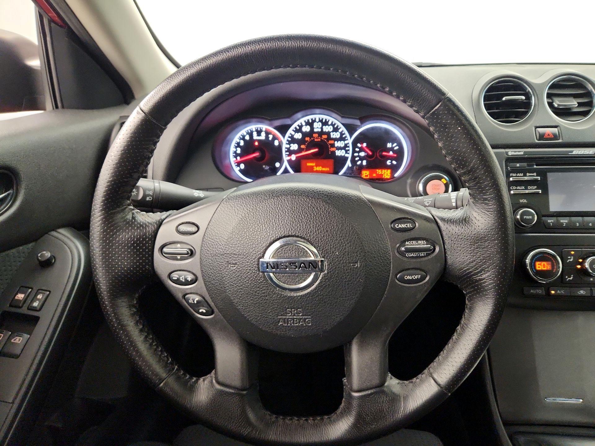 Thumbnail: 2013 Nissan Altima - 10